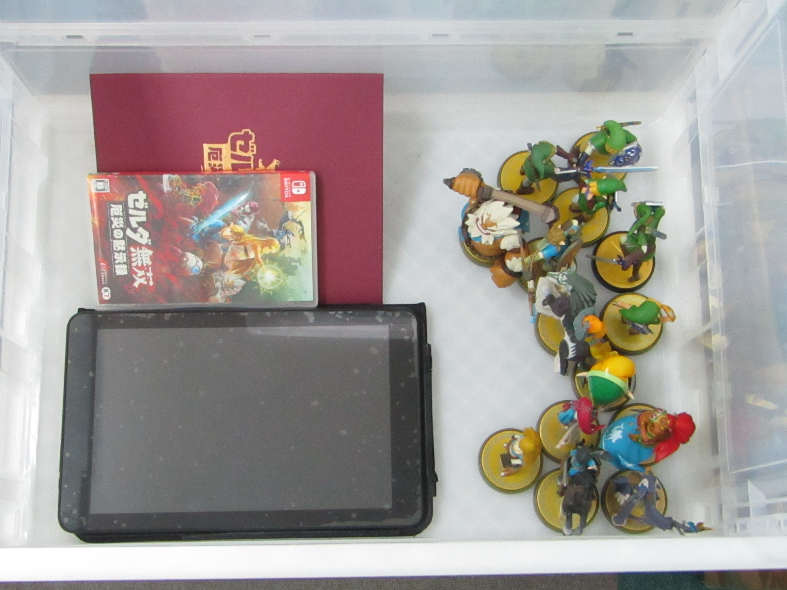宅配買取　神奈川県平塚市のお客様からamiibo（箱なし）・ゲームソフト・タブレットを買取させていただきました。